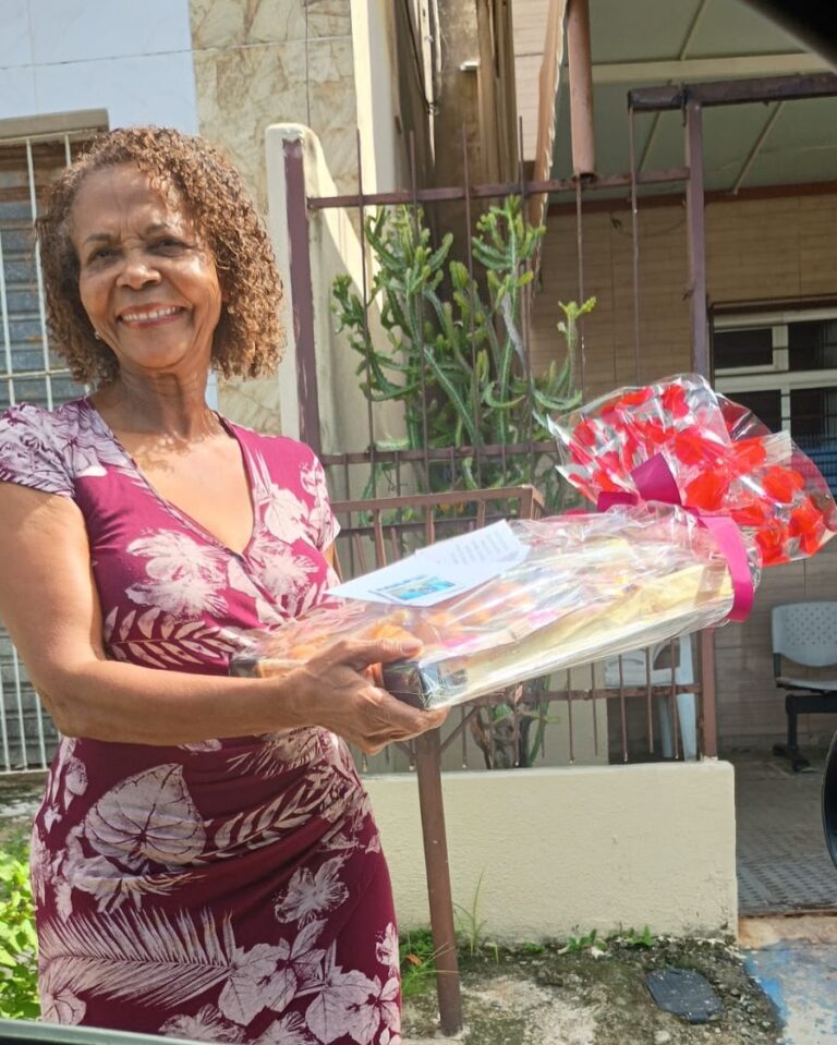 CLIENTES SATISFEITOS