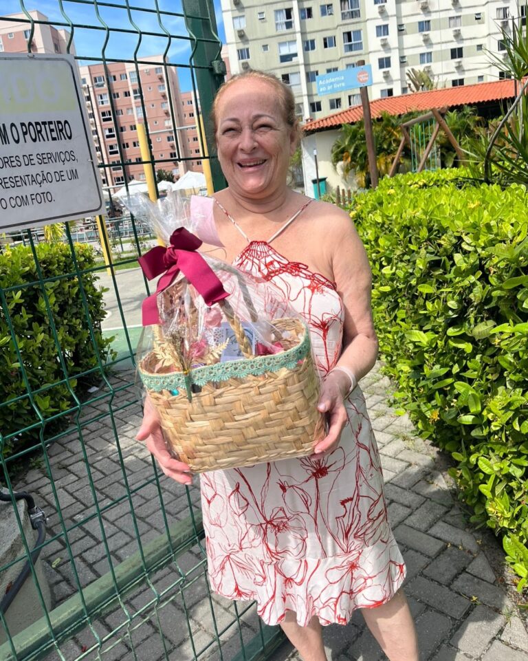 CLIENTES SATISFEITOS