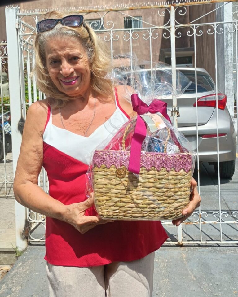 CLIENTES SATISFEITOS