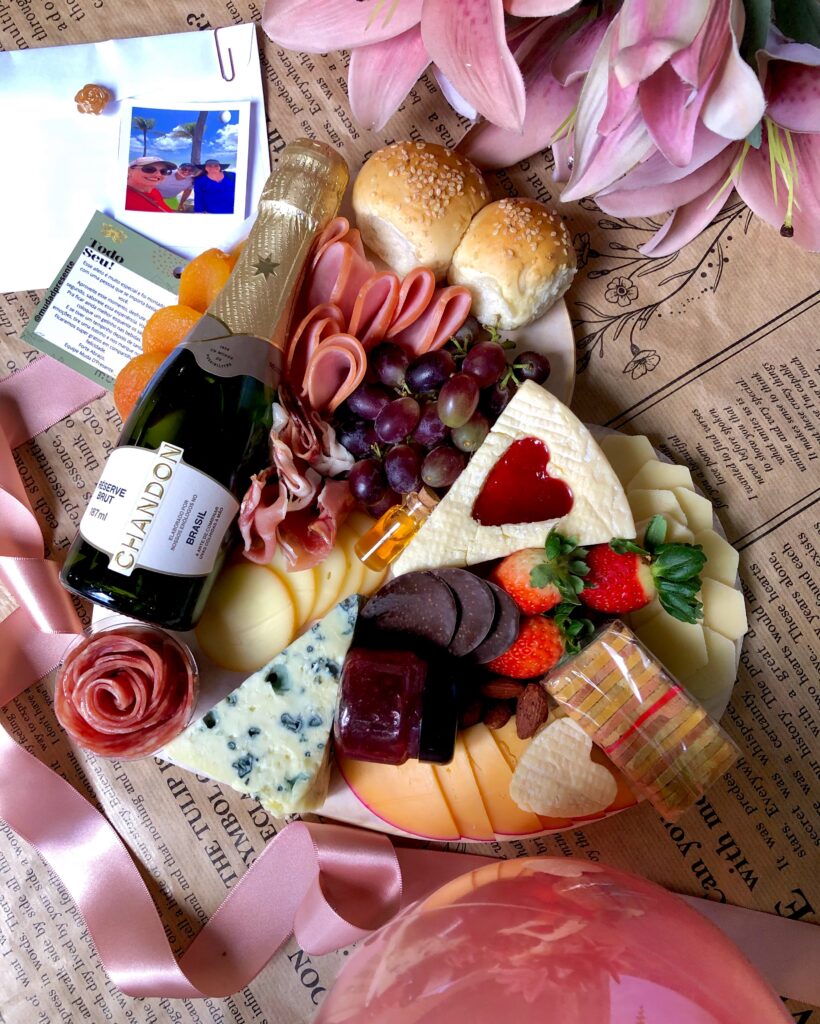 GRAZING TABLE P - Tabua de frios- formato coração