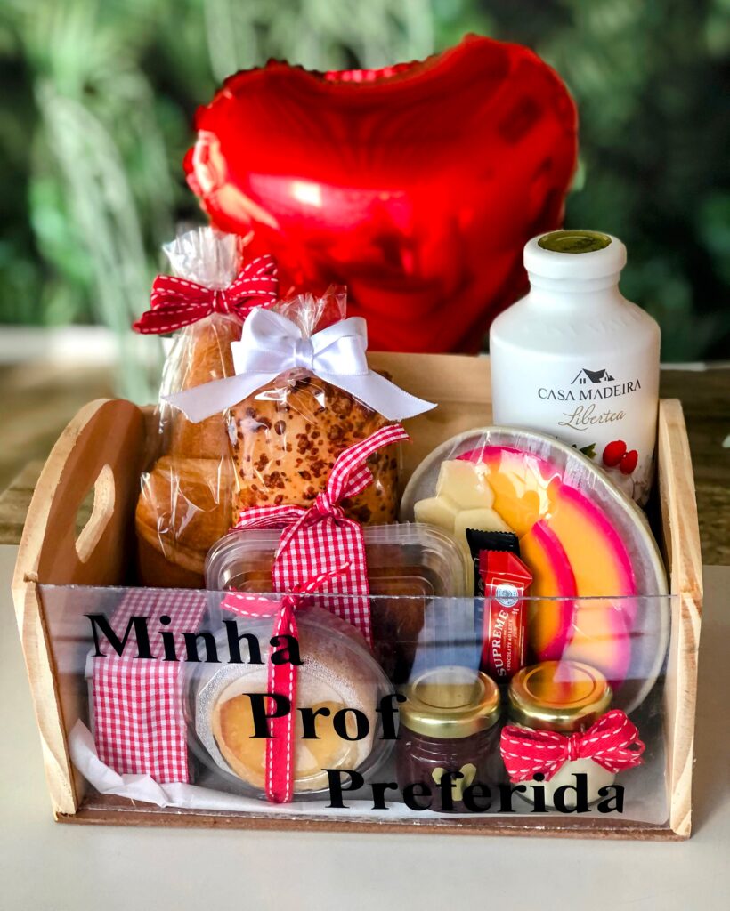 CAIXOTE CRISTAL - Brunch da tarde ou café da manhã