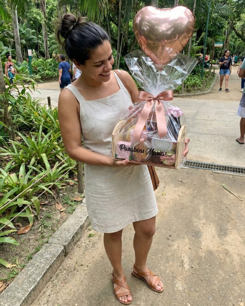 Cesta de Presente em Recife - Boa Vagem. Cestas personalizadas para todas as ocasiões, a partir de R$ 155. Entrega em toda Região Metropolitana de Recife.
